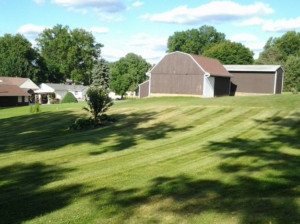 akron oh, green grass, mowing, lawn care, aeration,