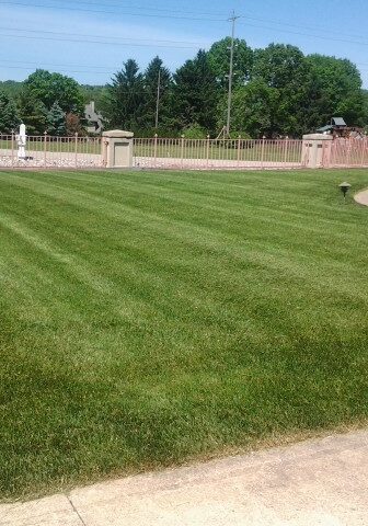 lawn mowing, bath ohio, lawn care, bath oh, landscaping, landscaper, mowing service, lawn service,