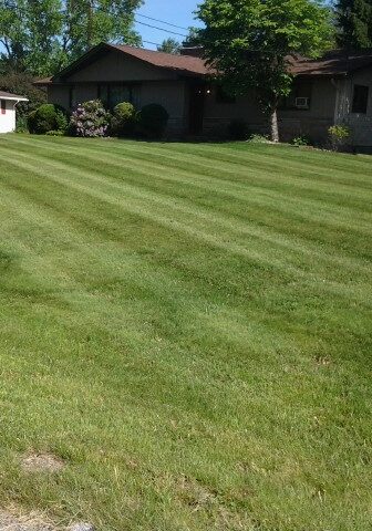 lawn mowing, copley oh, lawn care, copley ohio, landscaping, mowing, landscape service, mowing service, landscaper, 44231